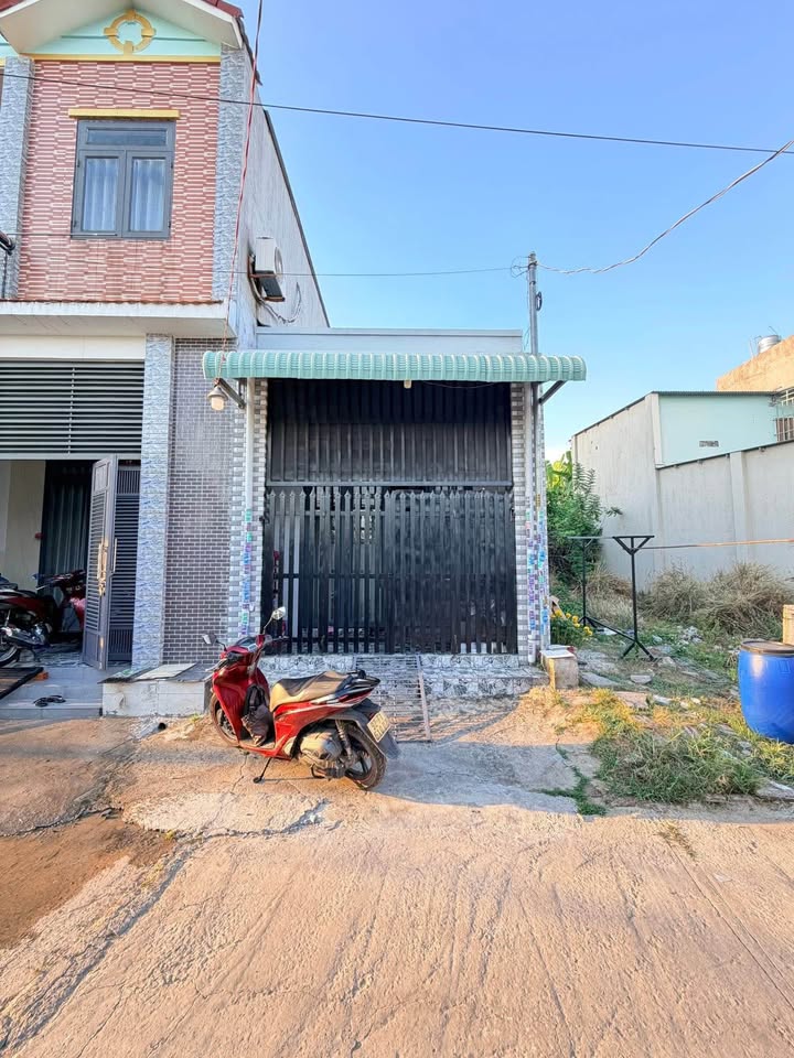 Nhà 1 tầng Phường Hóa An, Biên Hòa 56m² - Giá 900 triệu, Sổ chung công chứng