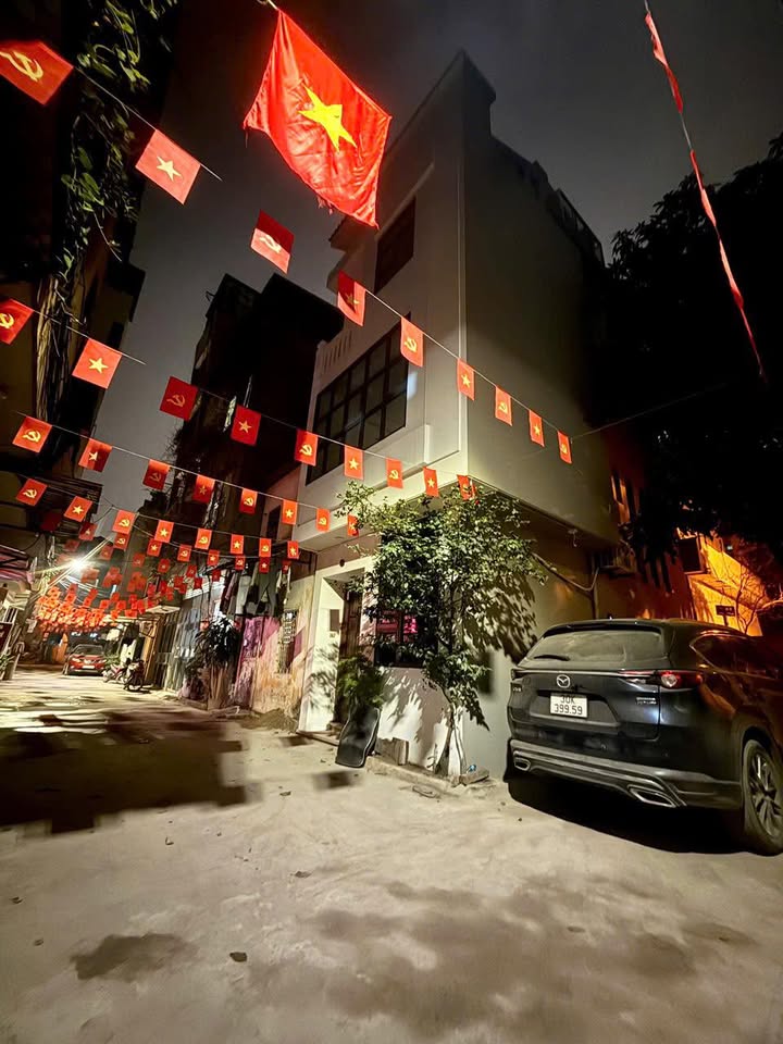 Nhà Riêng Phú Diễn 32m² - Ô tô Vào Tận Nhà, Sổ Đỏ Chính Chủ!