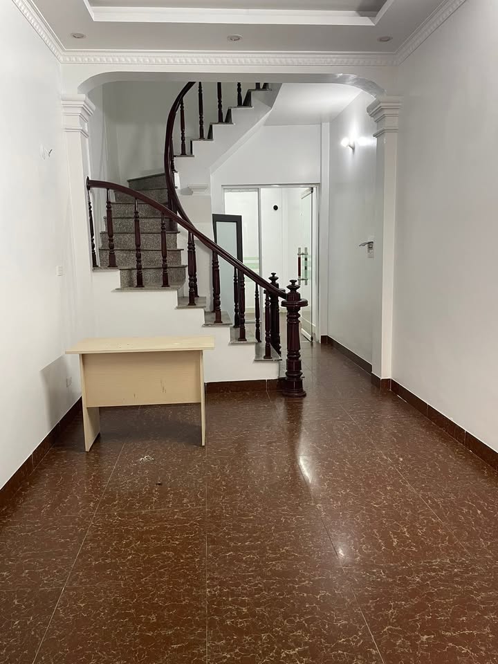 Nhà riêng Nam Dư, Hoàng Mai 48m² dưới 11 tỷ - Sẵn sàng ở ngay!