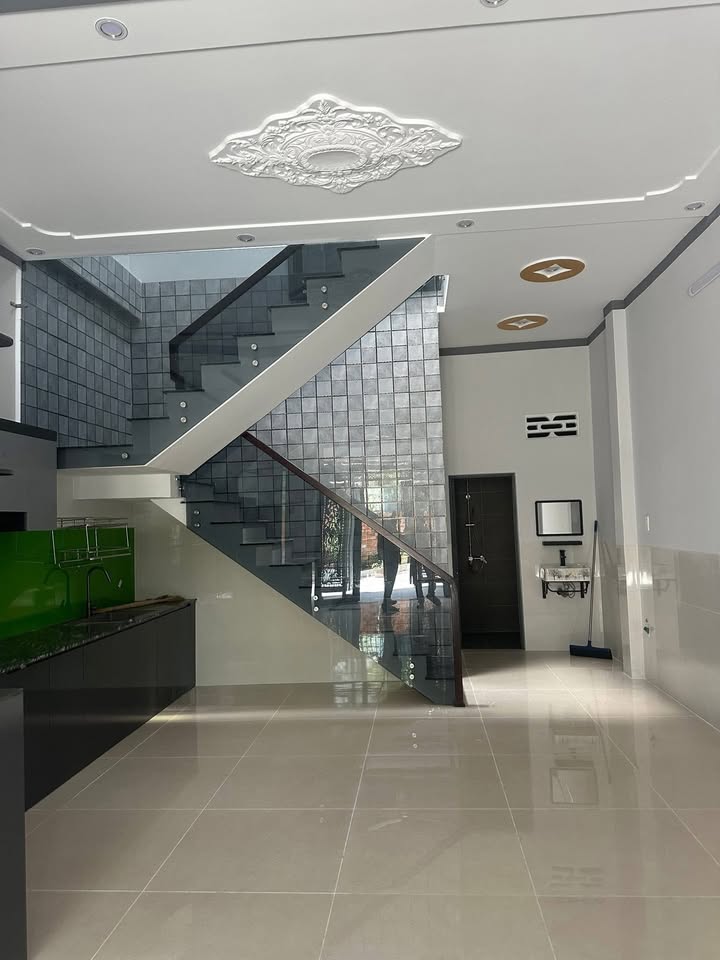 Bán nhà Long Bình Tân 65m² giá 3.2 tỷ - Sổ đỏ sẵn, gần QL51!