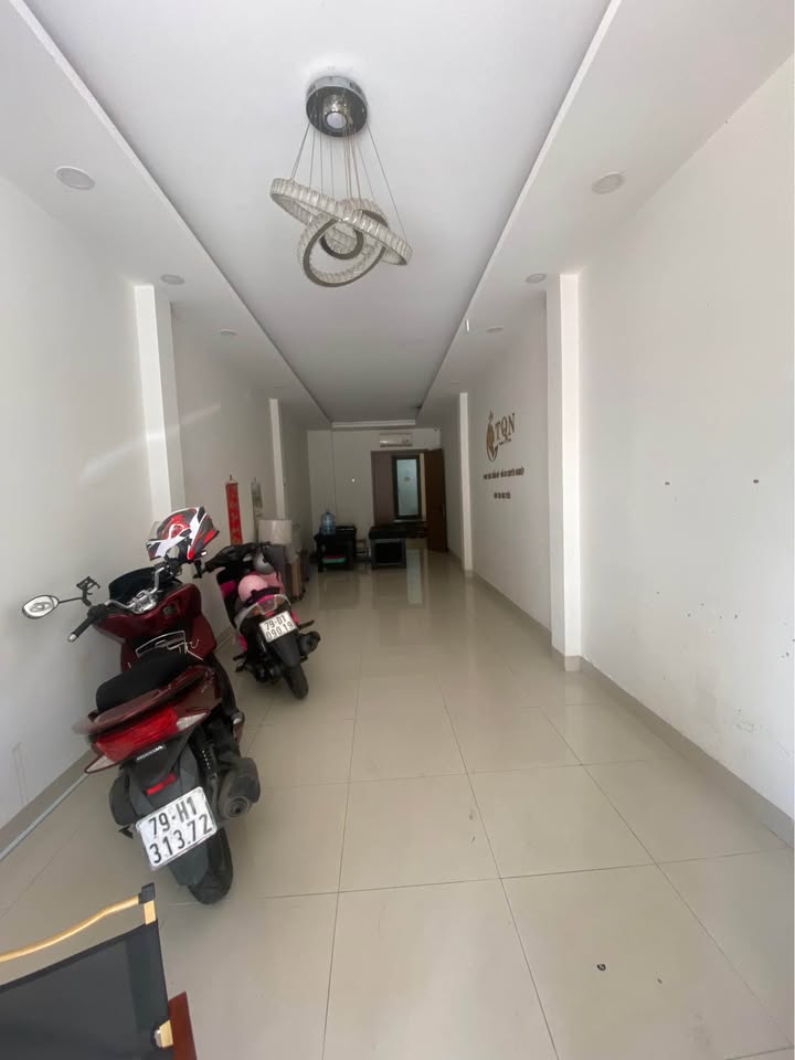 Mặt bằng kinh doanh 30m² Phường Lộc Thọ, Nha Trang - Vị trí đắc địa, giá tốt