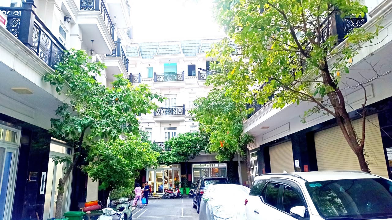 Nhà phố Điền Thuận Star Hill Quận 12 - 65m² Sổ hồng riêng, Giá 6.2 tỷ!