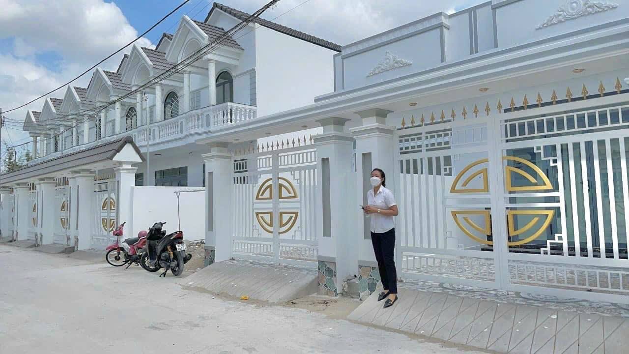 Nhà Riêng Hẻm 578 Lê Hồng Phong, Sóc Trăng 100m² - Sổ Hồng Sẵn!