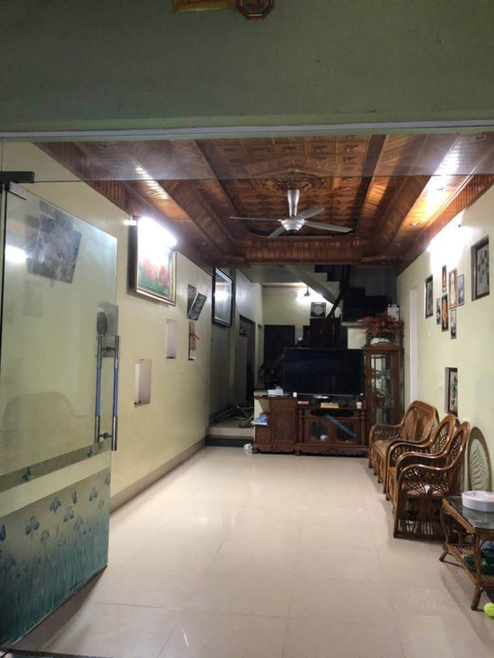 Cho thuê nhà mặt tiền Ngã 5 Minh Khôi, Phủ Lý - 12 Triệu/Tháng