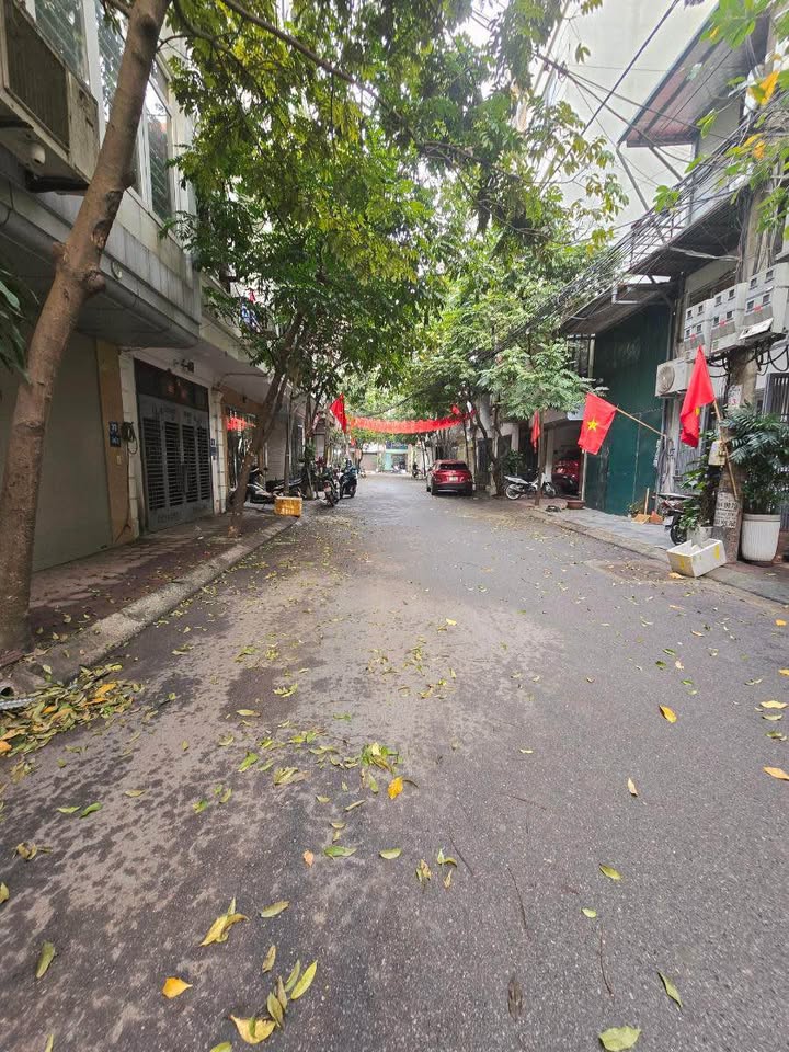 Nhà Mặt Tiền Kinh Doanh KĐT Văn Quán, Hà Đông - 175m² 5 Tầng - 13.95 Tỷ