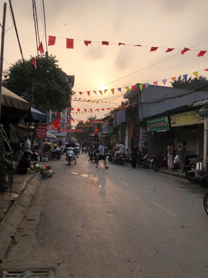 Mặt bằng kinh doanh 58m² sầm uất tại Chợ Miêu Nha, Nam Từ Liêm - Sẵn sàng đón khách