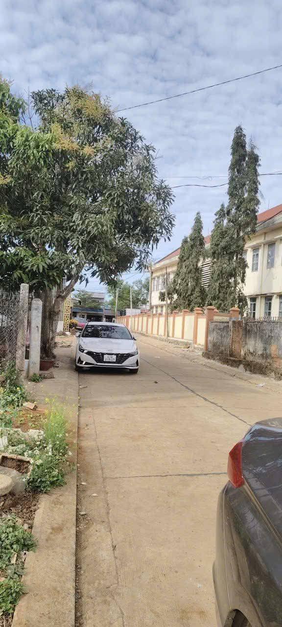 Bán Đất 192m² Cạnh Trường Tiểu Học Nguyễn Văn Trỗi, Krông Năng - Giá 2 Tỷ