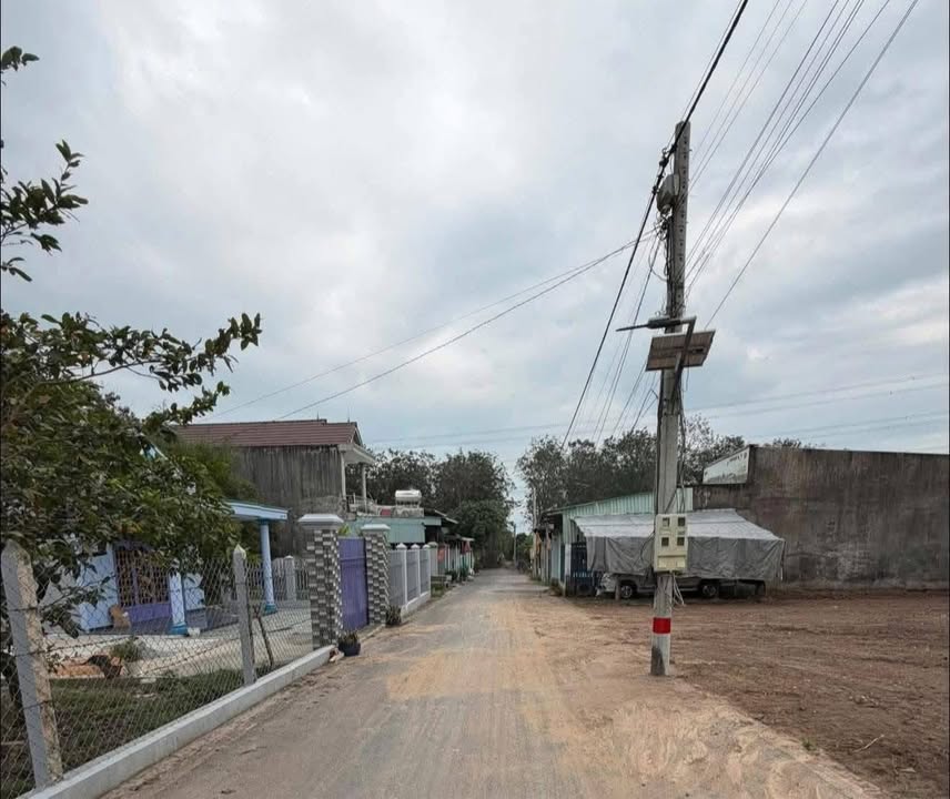 Bán Đất Mặt Tiền An Điền, Bến Cát 110m² - Sổ Hồng Thổ Cư, Giá 1.25 Tỷ