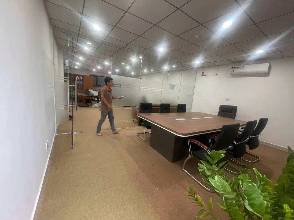 Văn phòng Thủ Đức 60m² - Sẵn sàng làm việc, giá 20 triệu!