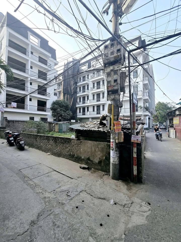 Đất nền Chương Mỹ 100m² giá 2.5 tỷ - Sổ đỏ chính chủ bán gấp!