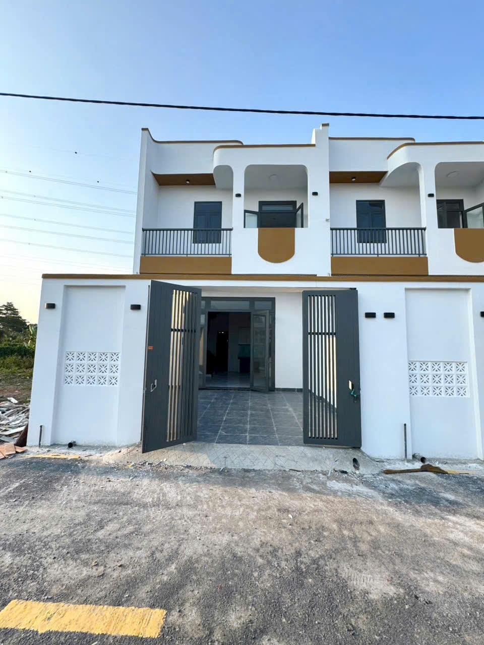 Nhà 1 Trệt 1 Lầu Bửu Long, Biên Hòa 1.95 tỷ - Ô tô vào tận nhà!