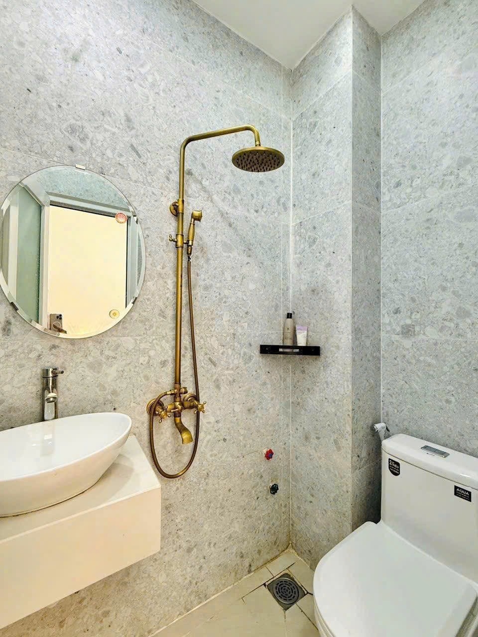 Nhà riêng Nguyễn Hới Bình Tân 36m² - Ô tô vào tận nhà, giá tốt hiếm có!