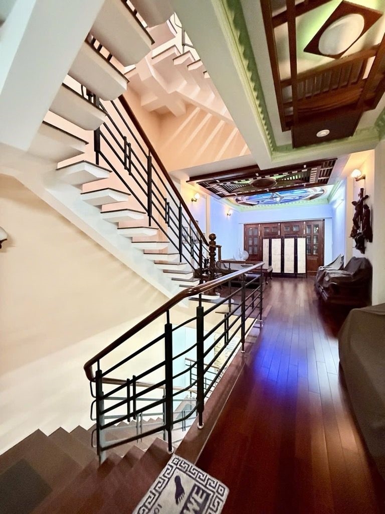 Nhà Phố Lê Thận, Tân Phú 75m² - Mặt Tiền Kinh Doanh, Sinh Lời Ngay!