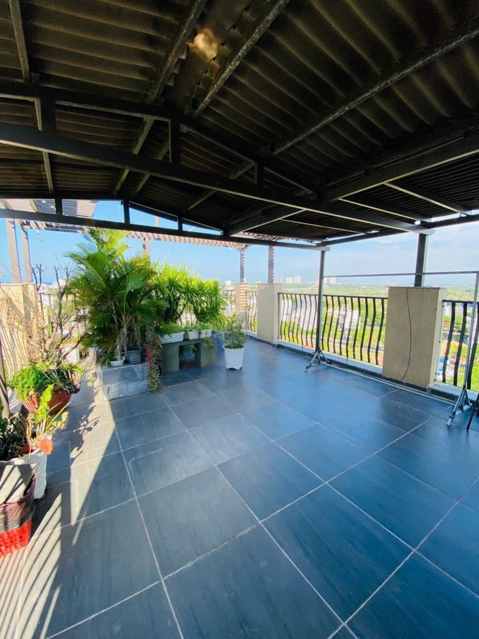 Tòa CHDV 8 Tầng Đà Nẵng - Dòng Tiền 75 Triệu/Tháng - Giá 14.5 Tỷ