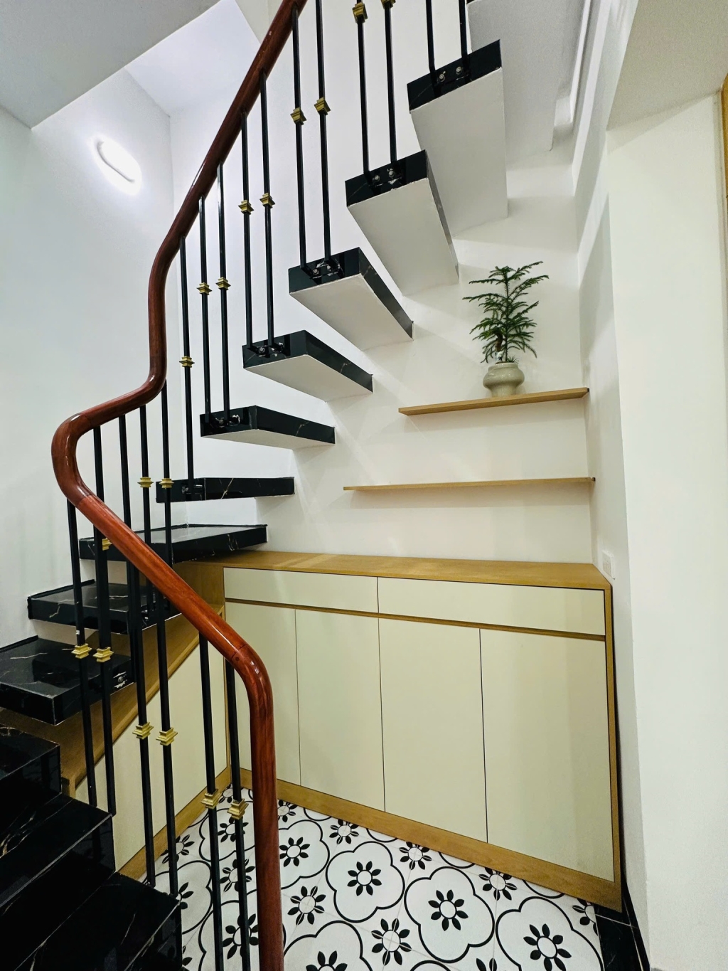 Nhà riêng Thụy Khuê 31m² Tây Hồ 8.3 tỷ - Sẵn sàng ở ngay!