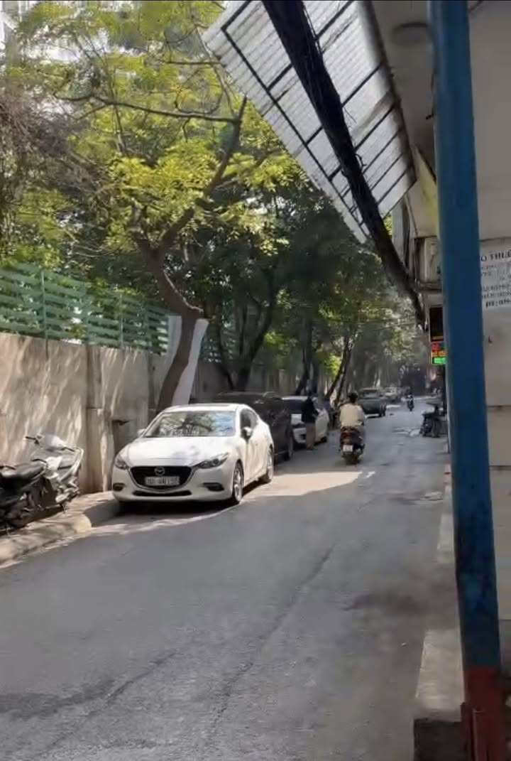 Đất Cự Lộc Thanh Xuân 121m² 4 tỷ - Sổ đỏ chính chủ, 2 mặt tiền!