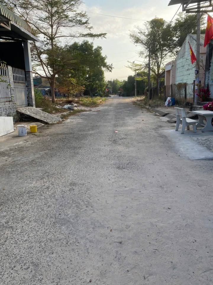 Nhà KDC Triều Cường, Phan Thiết - 75m² Sổ Hồng Chính Chủ, Giá 1.3 Tỷ