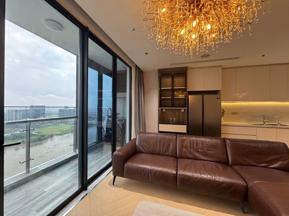 Cho thuê Căn hộ Vinhomes Golden River 118m² - 75 Triệu/Tháng, View Sông SG