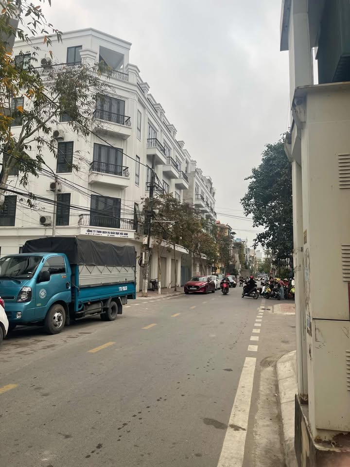 Nhà KĐT Damsan Bồ Xuyên 66m² 5 Tầng - Kinh Doanh Đắc Lộc