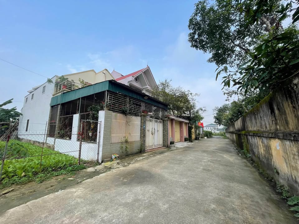Đất nền Nghi Phú TP Vinh 144m² giá 5 tỷ - Sổ đỏ chính chủ cực đẹp