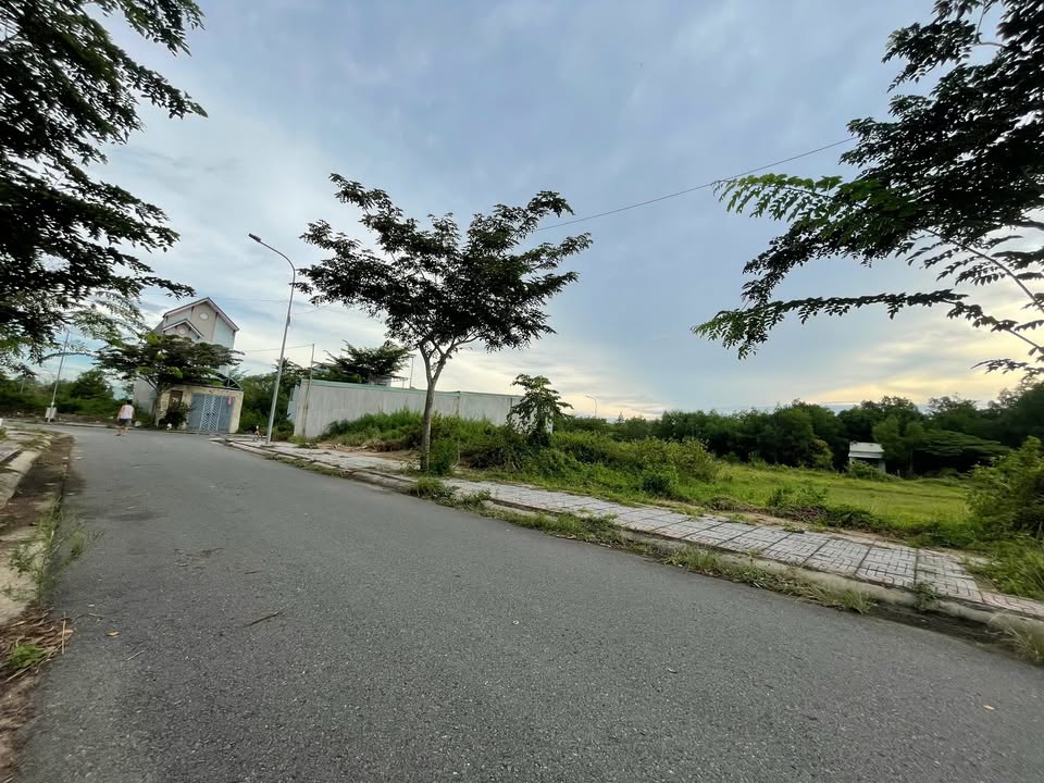 Đất nền Phú Mỹ 105m² - Sổ đỏ chính chủ!