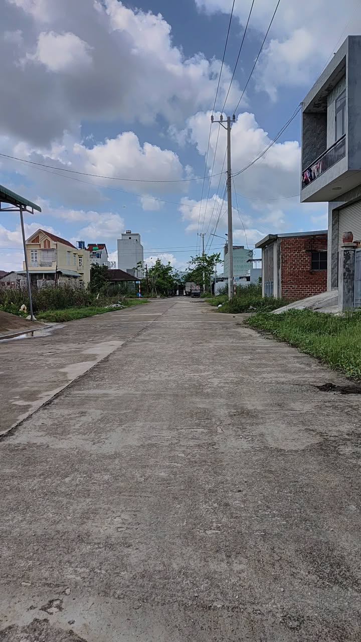 Đất nền Tuy Phước 150m² giá 9xx triệu - Sổ đỏ chính chủ, xây tự do!