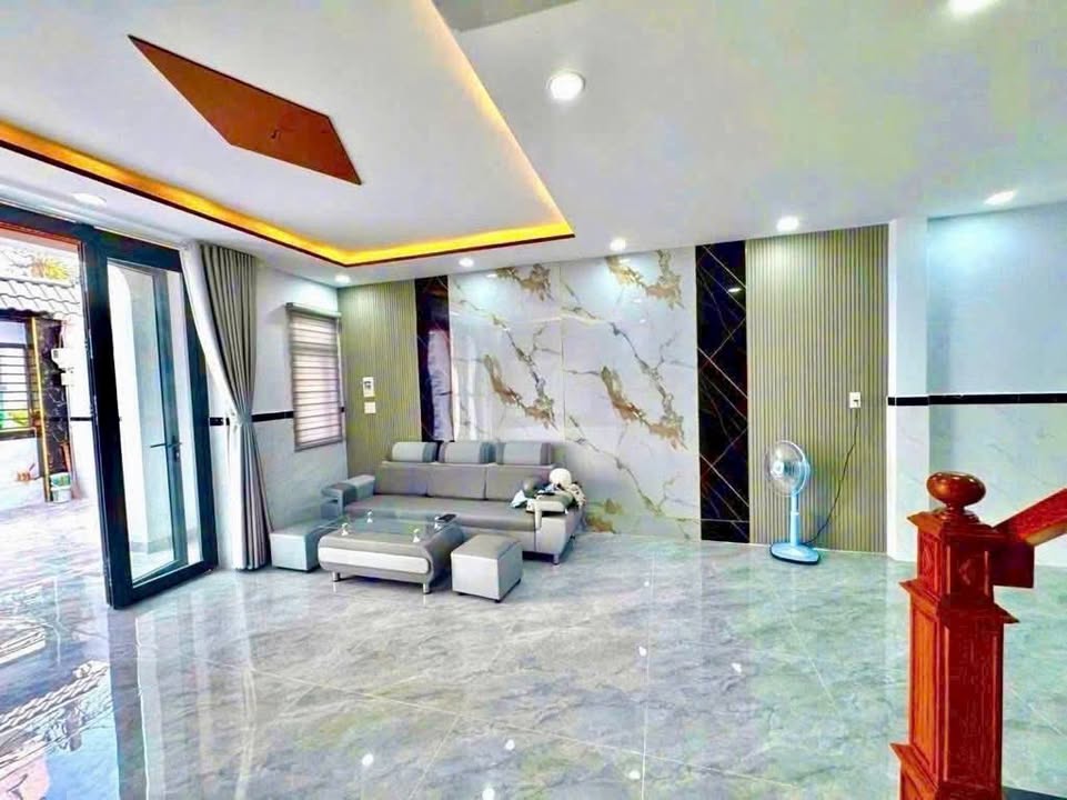 Nhà phố Bưng Ông Thoàn Thủ Đức 100m² - Sẵn sàng ở ngay!