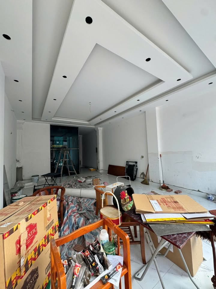 Nhà riêng Ngọc Hân Công Chúa - 8PN, 70 triệu/tháng - Vị trí đẹp, KD hiệu quả!