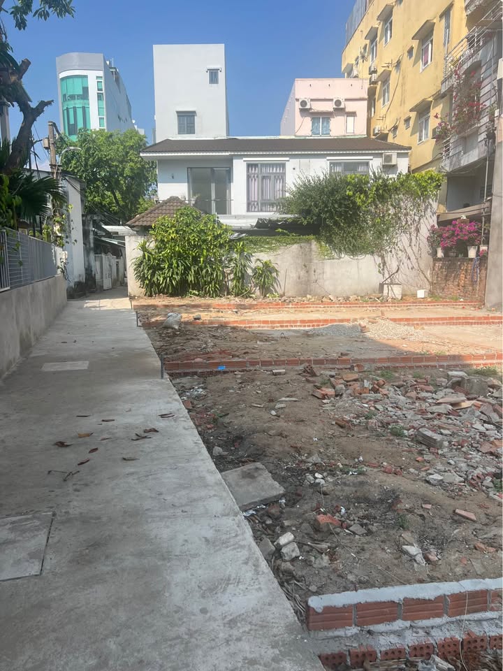 Đất nền Núi Thành 50m² 3 tỷ - Sổ đỏ chính chủ