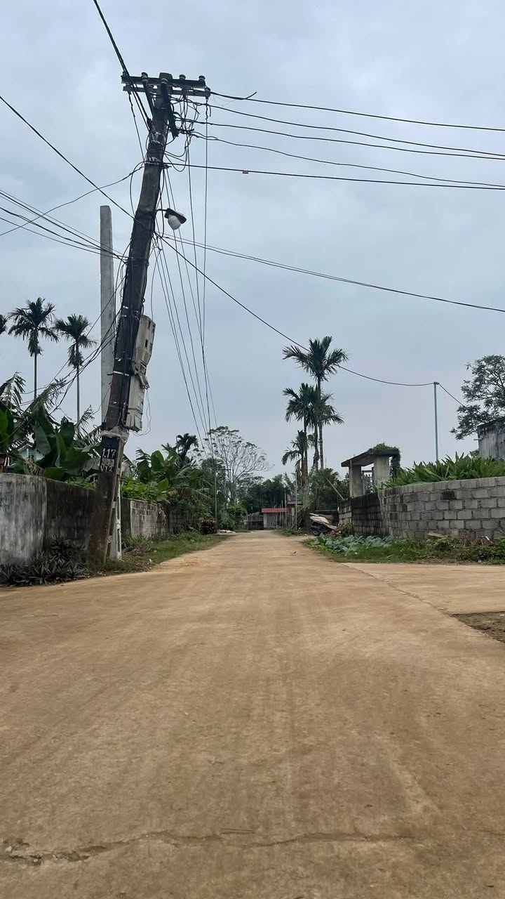 Bán Đất Vạn Thành, Quảng Thành 200m² - Vuông Vắn, Đường Thông Rộng