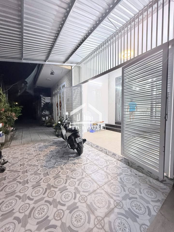 Cho Thuê Nhà 3PN Mới Xây Hẻm CMT8 Cần Thơ - 6.5 Triệu/Tháng