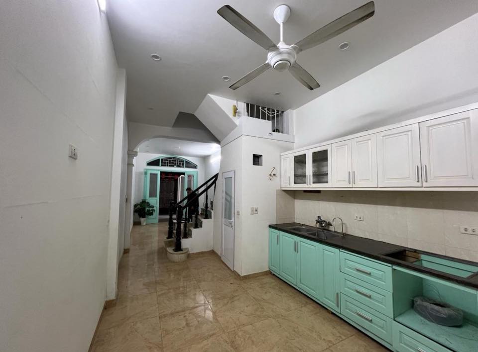 Nhà Mặt Ngõ 69 Nguyễn Phúc Lai, Đống Đa - 42m², 4 Tầng, Kinh Doanh Tốt