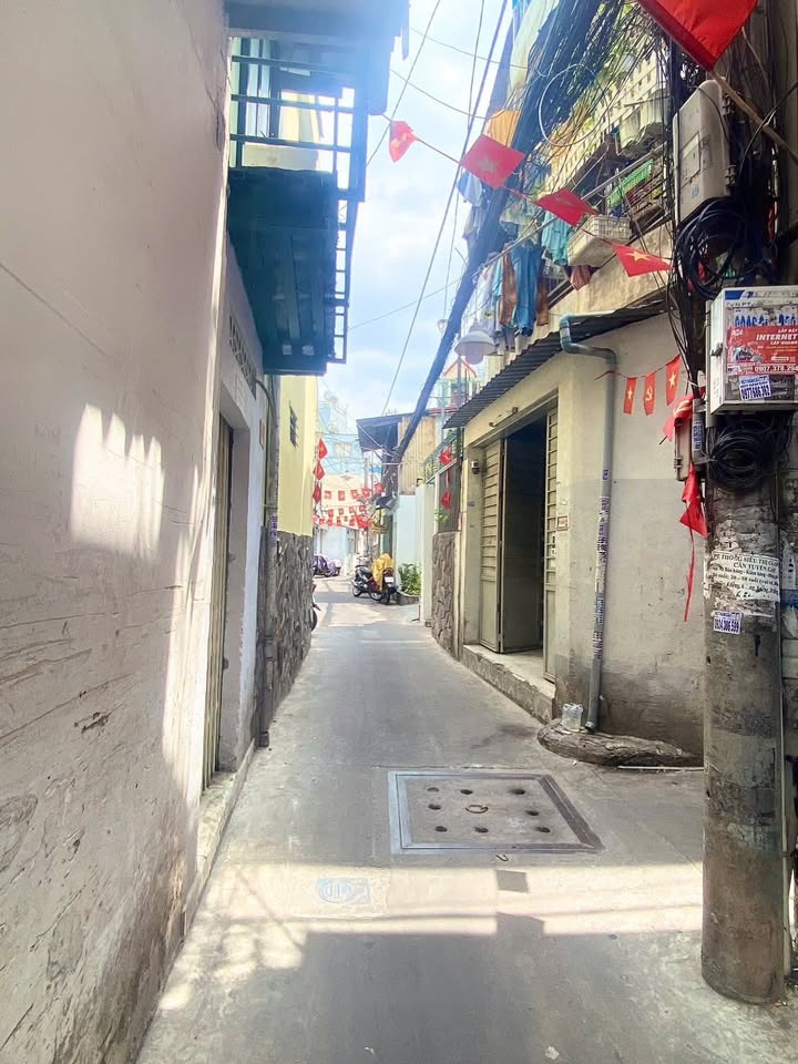 Nhà Quận 10 Tô Hiến Thành 55m² - Chính chủ bán, dòng tiền 20 triệu!