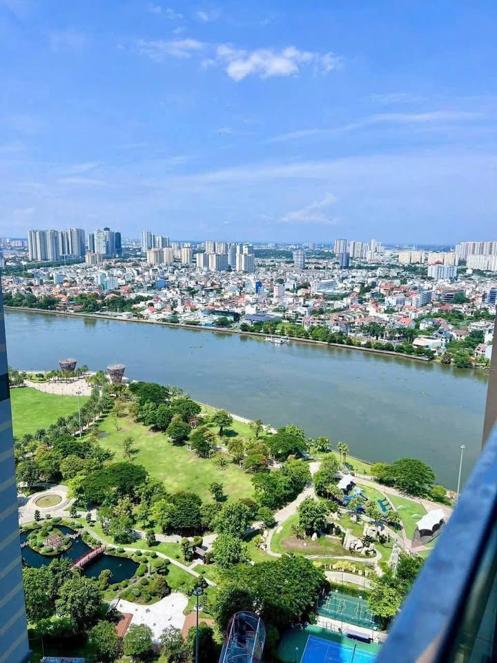 Căn hộ Vinhomes Central Park Bình Thạnh 115m² 16.7 tỷ - Bàn giao ngay