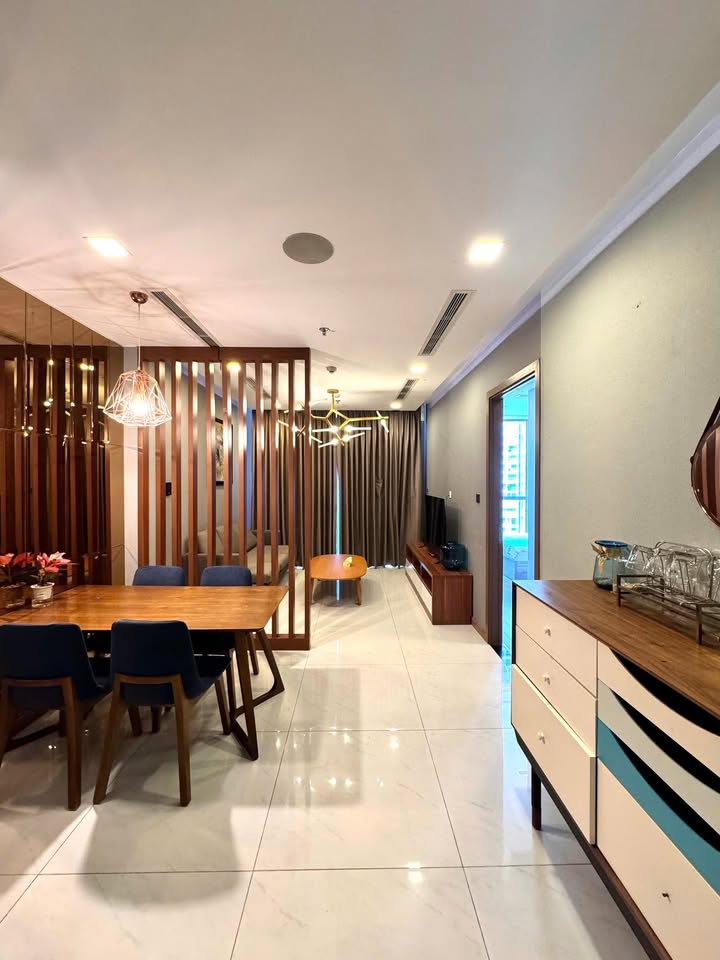 Cho thuê căn hộ 2PN Vinhomes Central Park 91m² - Full nội thất, Giá 24 triệu