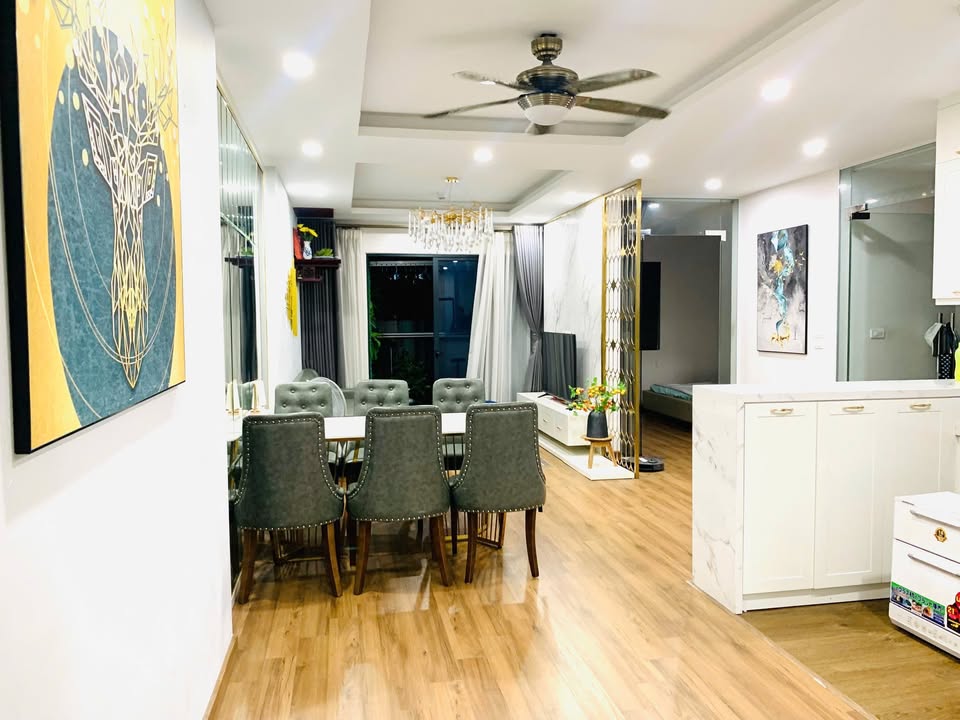 Thuê căn hộ Gold Season 47 Nguyễn Tuân 90m² 3PN Full nội thất