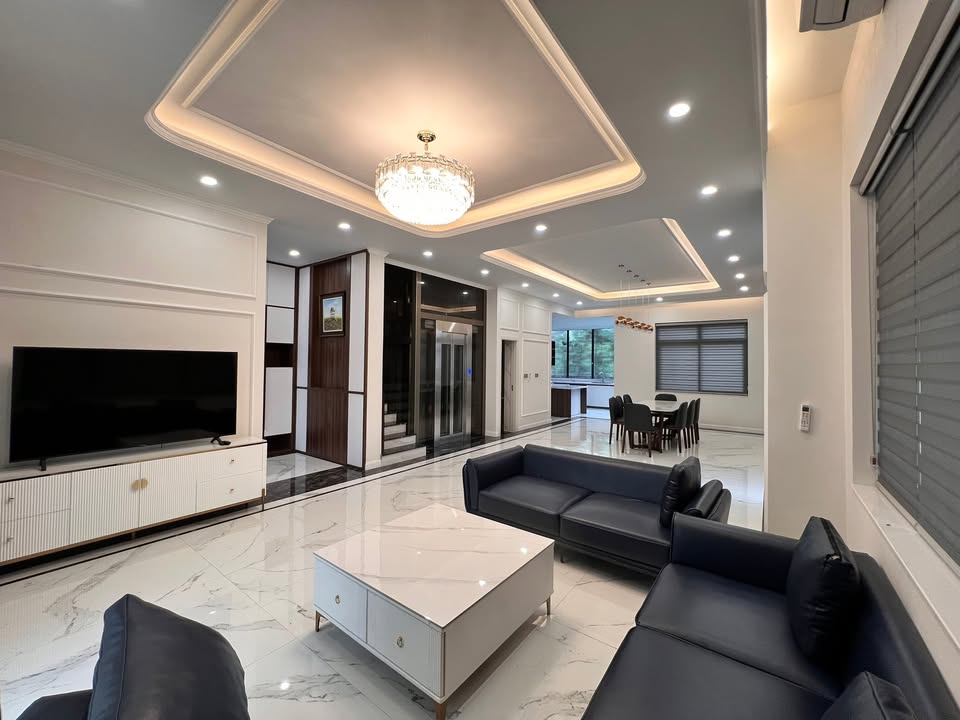 Cho thuê Nhà H7 Starlake - 5PN, Thang Máy, Nội Khu Cao Cấp - 85 Triệu/Tháng