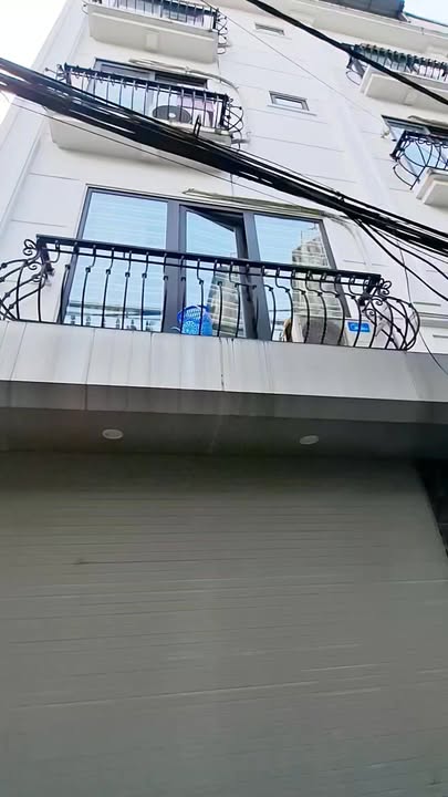 Nhà riêng Hà Đông 40m² – Ô tô vào tận nhà, 5 tầng hiện đại!