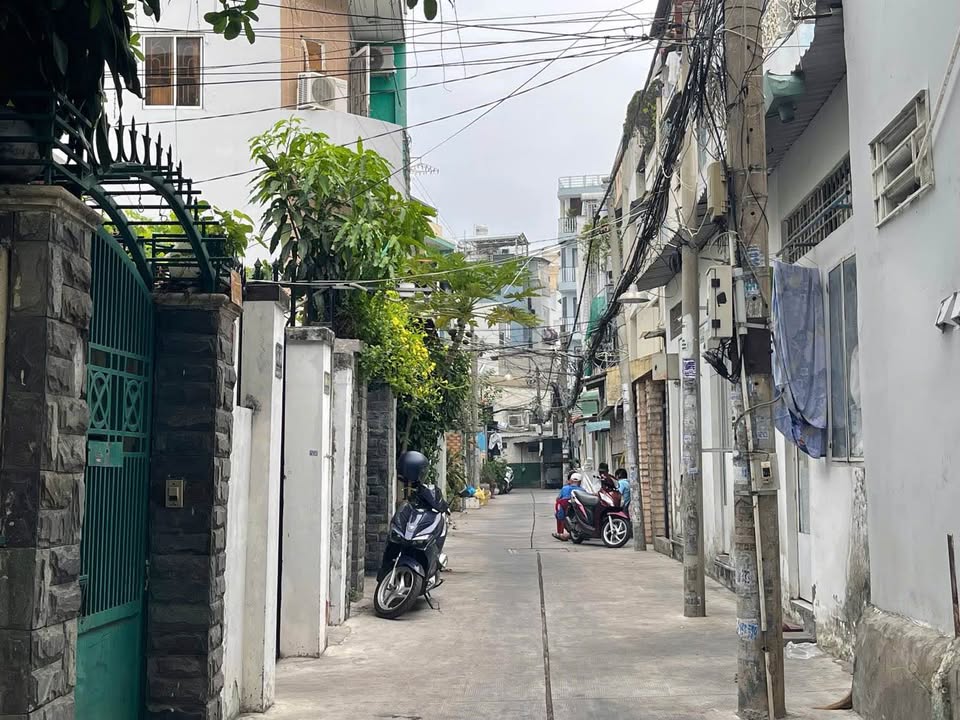 Nhà riêng Bình Thạnh 83m² - Hẻm xe tải, 5 tầng mới, sẵn sàng ở ngay!