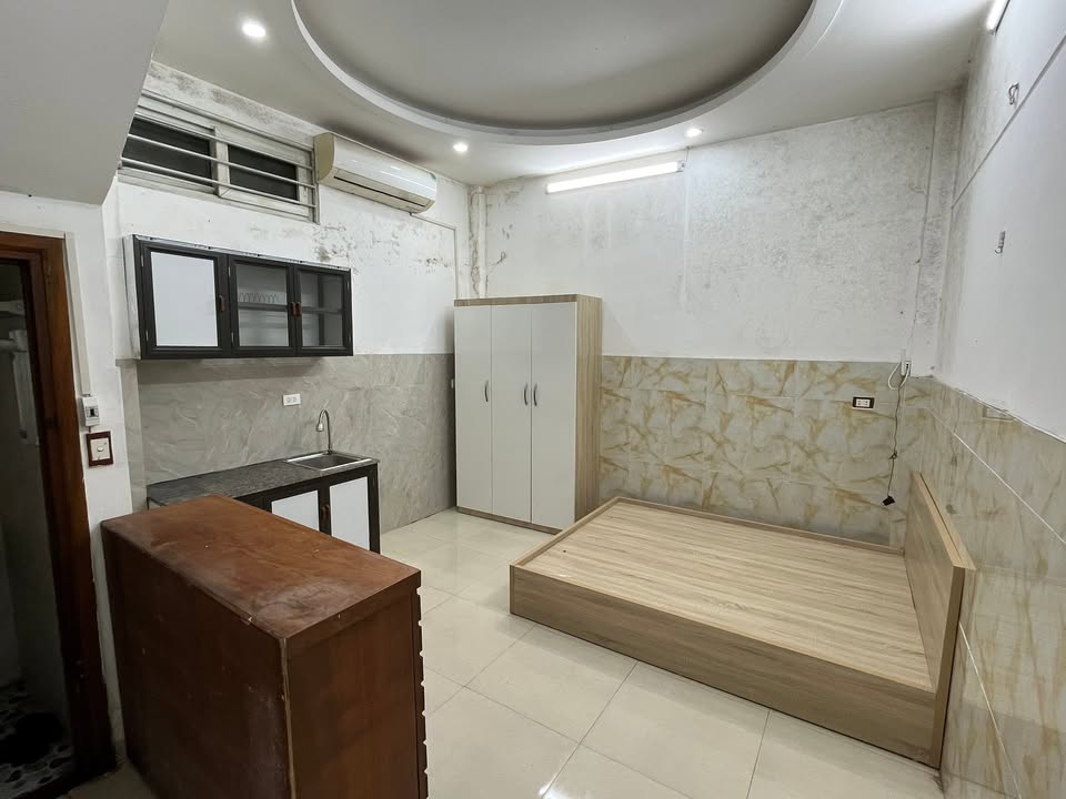 Phòng khép kín Ngõ 92 Nguyễn Khánh Toàn 3.2 triệu - Không chung chủ, nội thất sẵn!