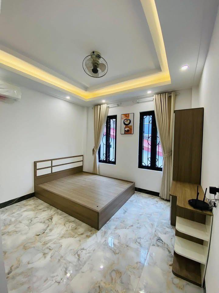 Căn hộ 354 Lê Duẩn, Đống Đa - An ninh 24/7, view công viên!