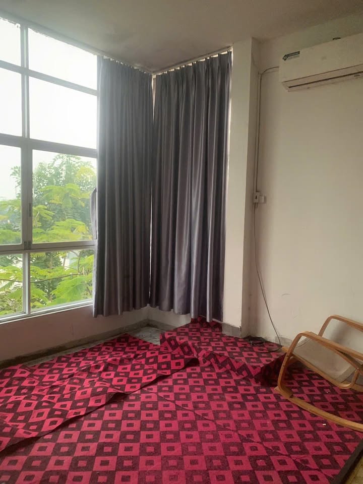 Phòng trọ mặt hồ Linh Quang, Đống Đa - Giá tốt hiếm có!