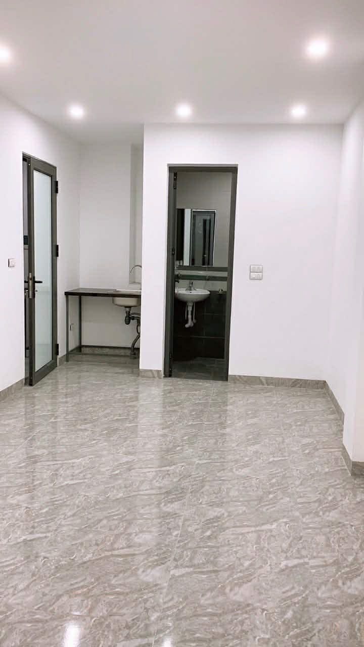 Phòng trọ Ngõ Tô Hoàng 25m² giá 4 triệu - Sẵn sàng vào ở!