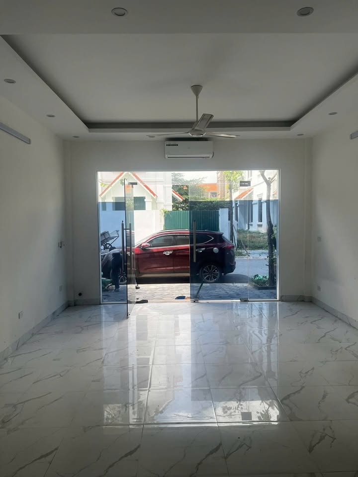 Cho thuê cửa hàng mặt phố Phú Lương, Hà Đông - 70m² kinh doanh đắc lợi