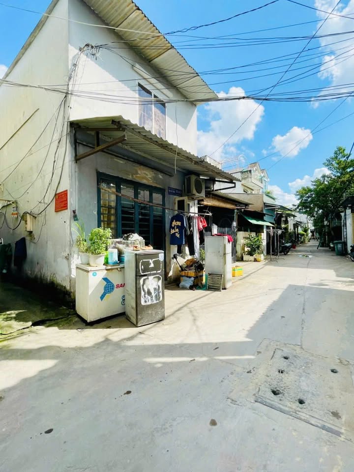 Dãy nhà trọ Nguyễn Văn Quá, Q12 116m² - Dòng tiền 10tr/tháng, Lời ngay!