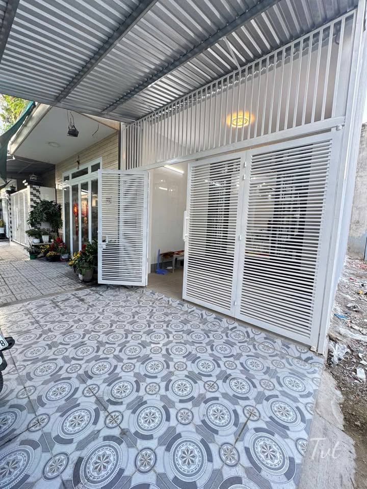 Cho Thuê Nhà Trệt Lầu Mới Xây 3PN Hẻm CMT8, Cần Thơ - 6.5 Triệu/Tháng