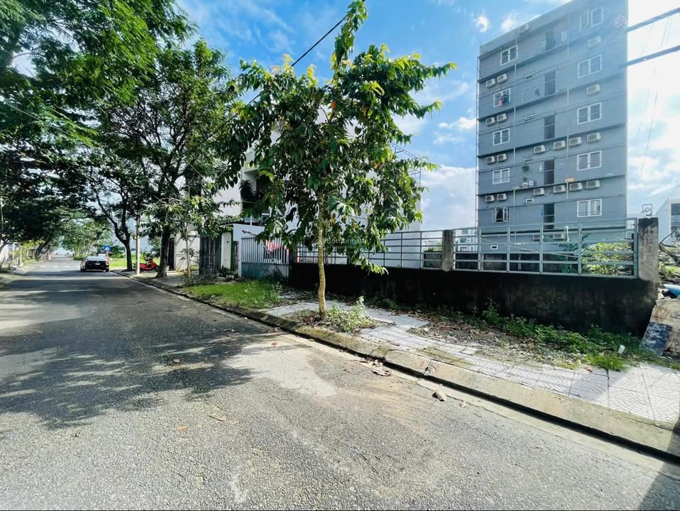 Bán Gấp Nhà Liền Kề Mặt Tiền Phan Thị Nể, Sơn Trà - 200m², 14.5 Tỷ