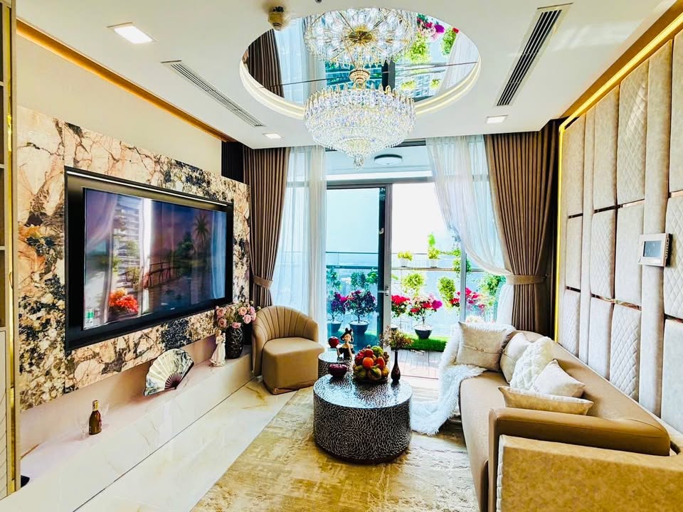 Căn hộ Vinhomes Central Park 150m² - View Đẹp, Nội Thất Cao Cấp