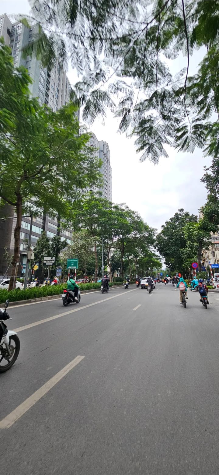 Nhà 5 Tầng Giảng Võ - Láng Hạ 60m², Gara Ô Tô, Kinh Doanh - 19 Tỷ