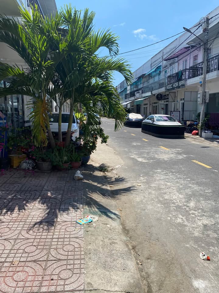 Nhà riêng KDC Trần Quang Diệu Sóc Trăng 58m² - Sổ hồng sẵn, giá 2.17 tỷ